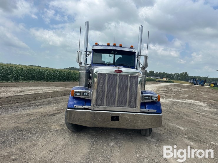 1998-peterbilt-379-image-2