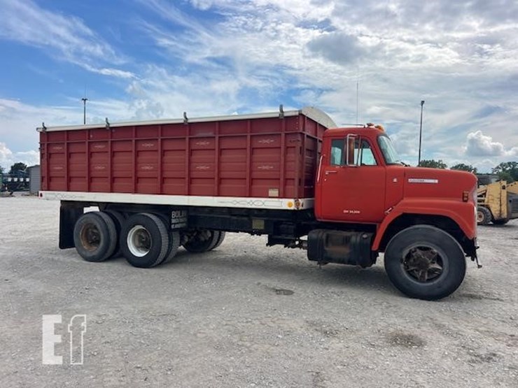 1974-international-fleetstar-image-11