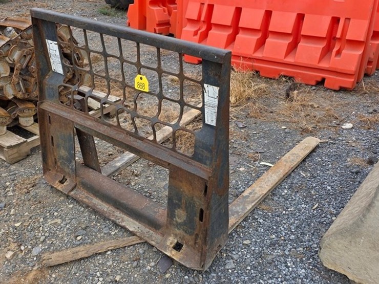 skidloader-forks-image-2