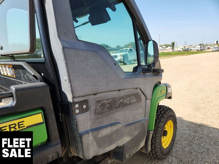 2015-john-deere-gator-image-22