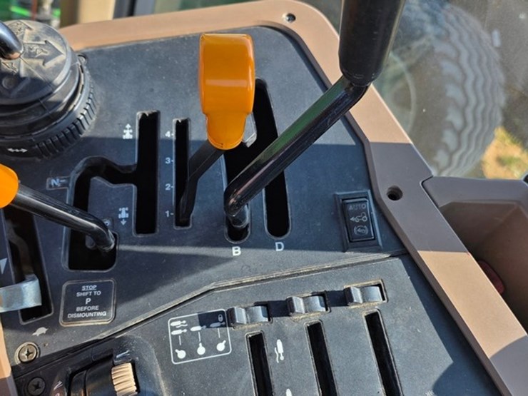 john-deere-7810-image-79