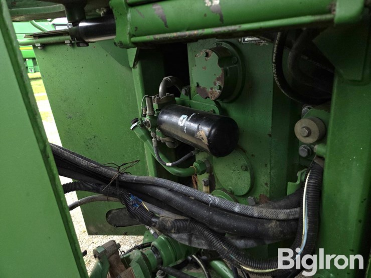 1990-john-deere-8560-image-17