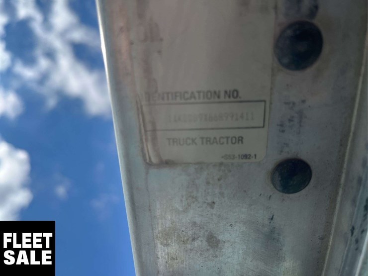 2006-kenworth-t800-image-3