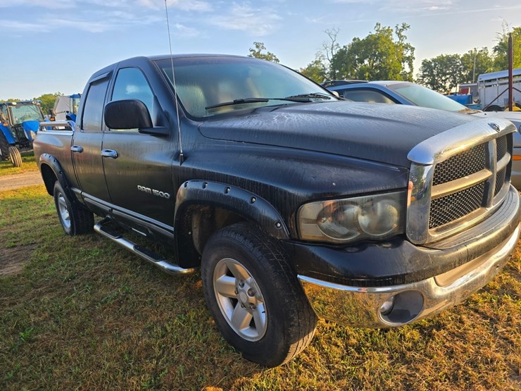 2001-dodge-ram-1500-image-2