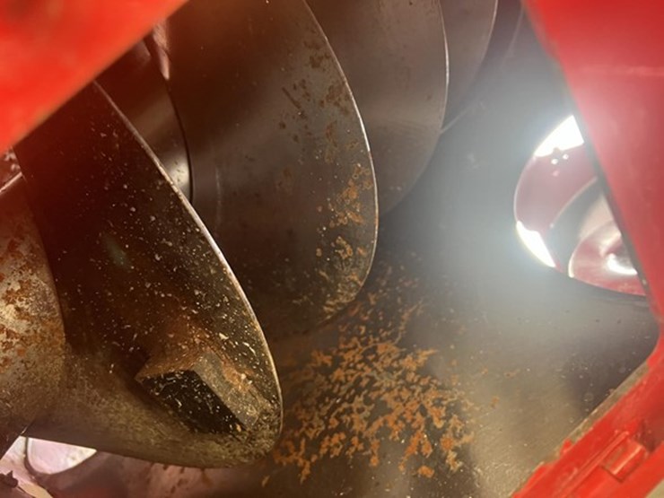 2022-case-ih-8250-image-16