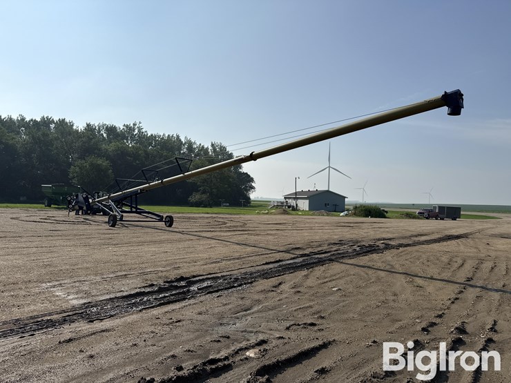 2022-harvest-international-h1082-image-7