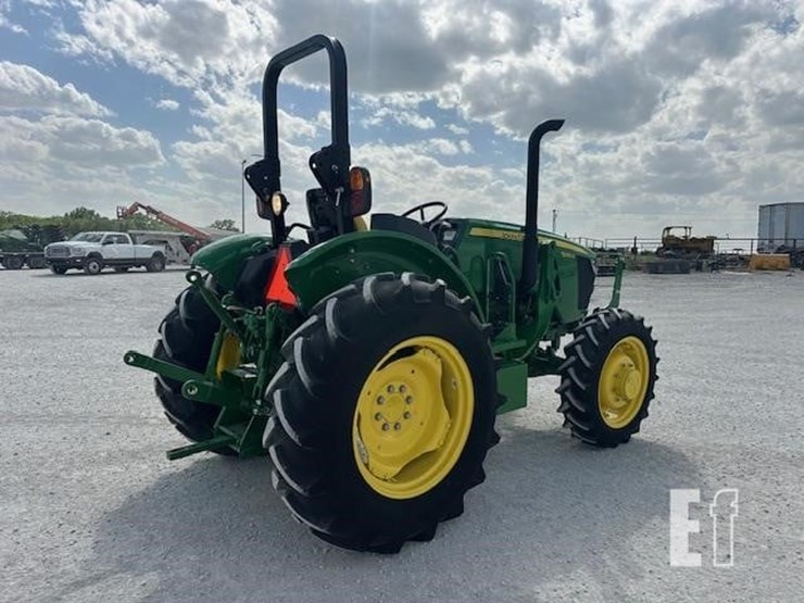 2023-john-deere-5050e-image-7