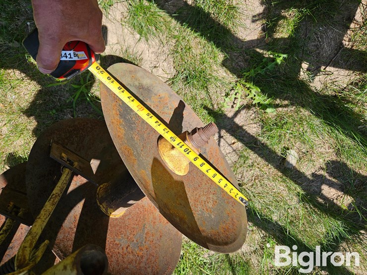 john-deere-110-image-18
