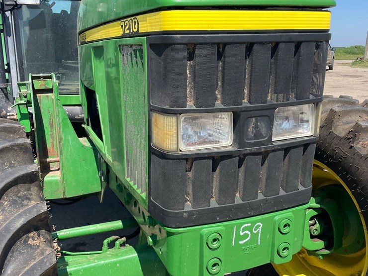 john-deere-7210-image-11