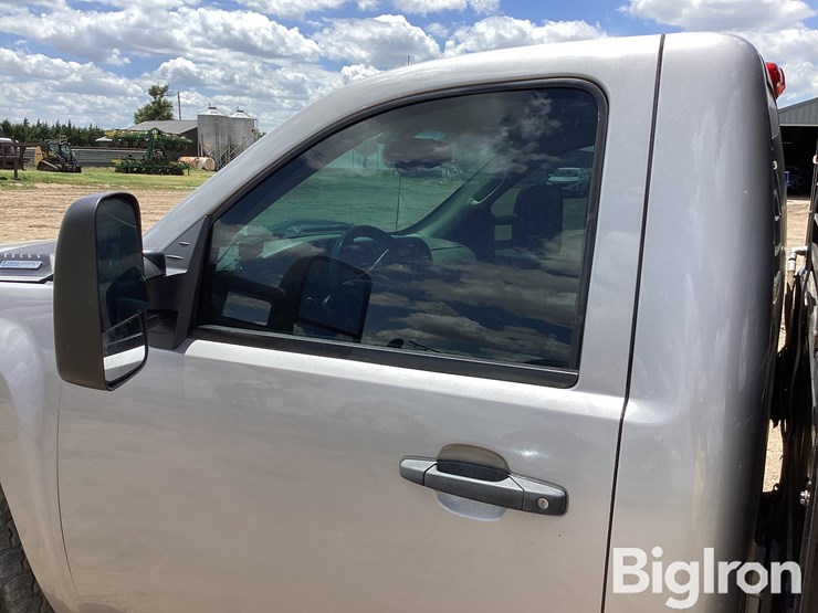 2008-chevrolet-silverado-3500-image-13