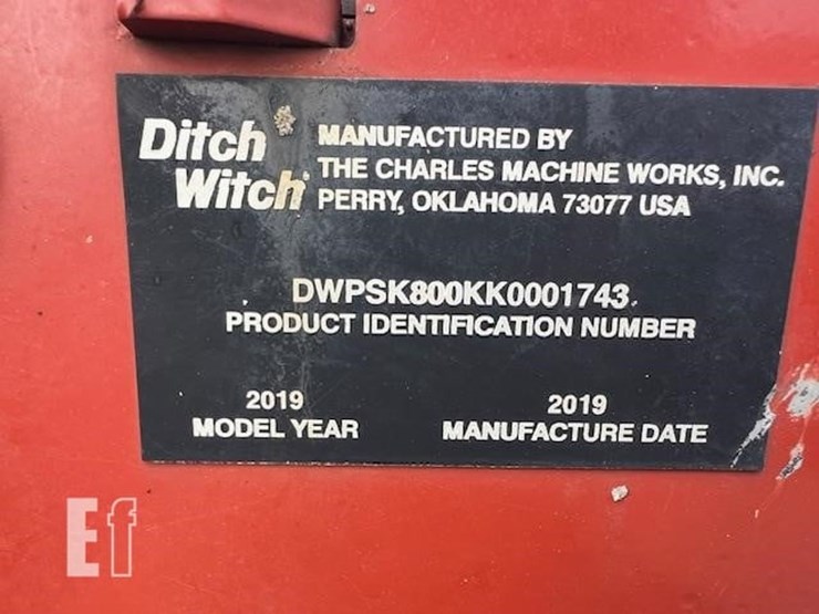 2020-ditch-witch-sk800-image-13