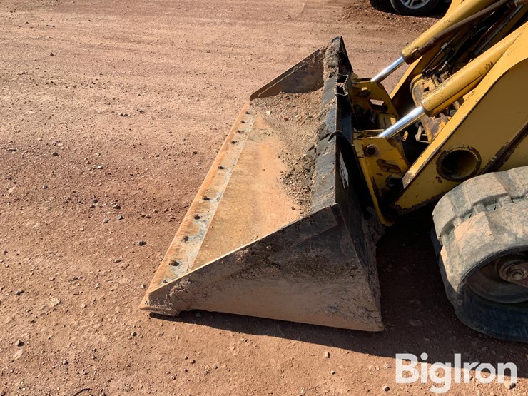 2009-john-deere-332-image-9