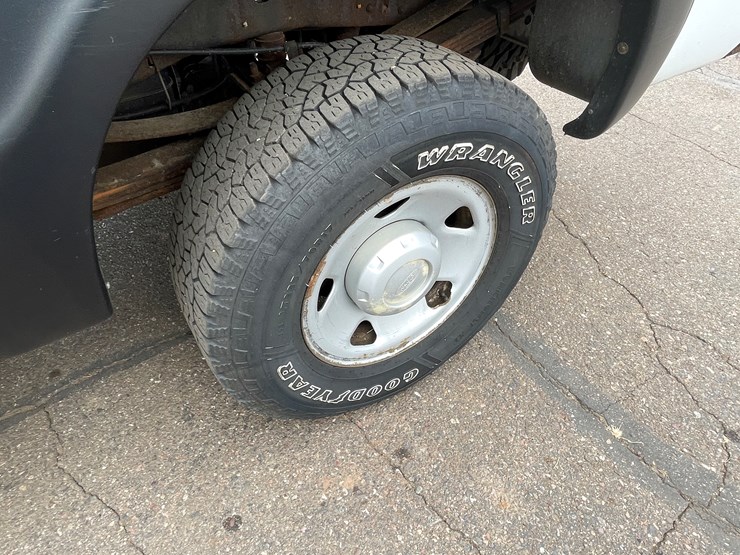 2008-ford-f350-xl-image-23