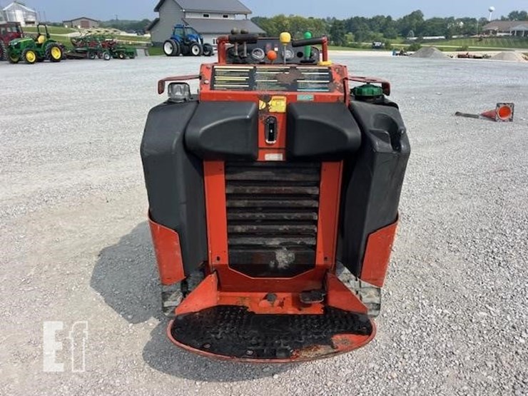 2019-ditch-witch-sk800-image-4