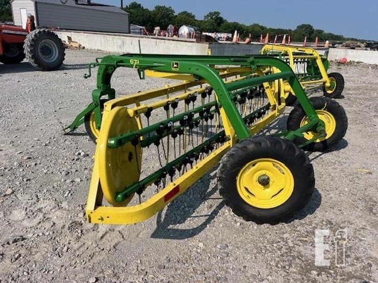 1975-john-deere-671-image-11