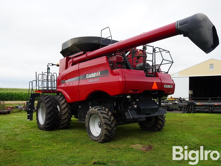 2010-case-ih-7120-image-7