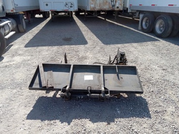 lot#--maxon-liftgate-image-1