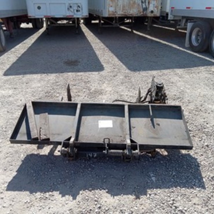 LOT#--MAXON LIFTGATE