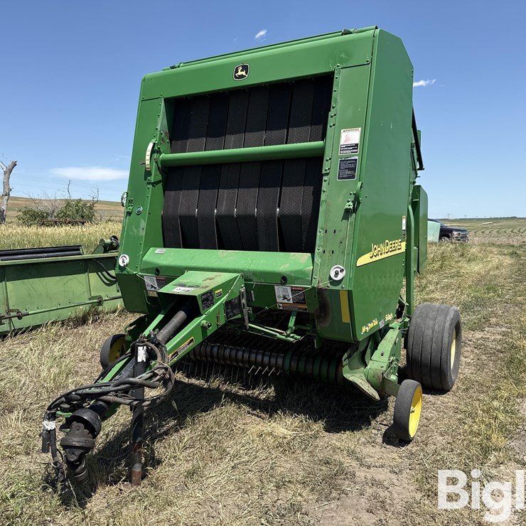 2005 JOHN DEERE 567