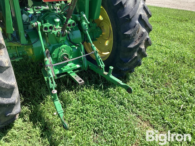 1979-john-deere-2640-image-11