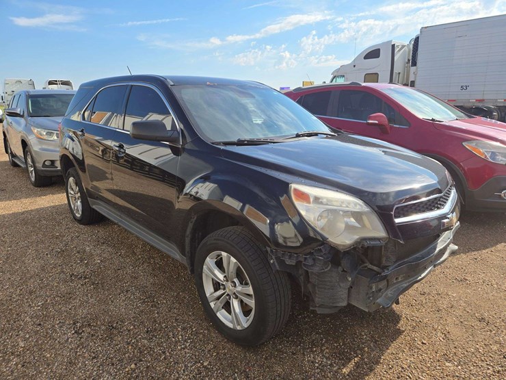 2015-chevrolet-equinox-ls-image-4