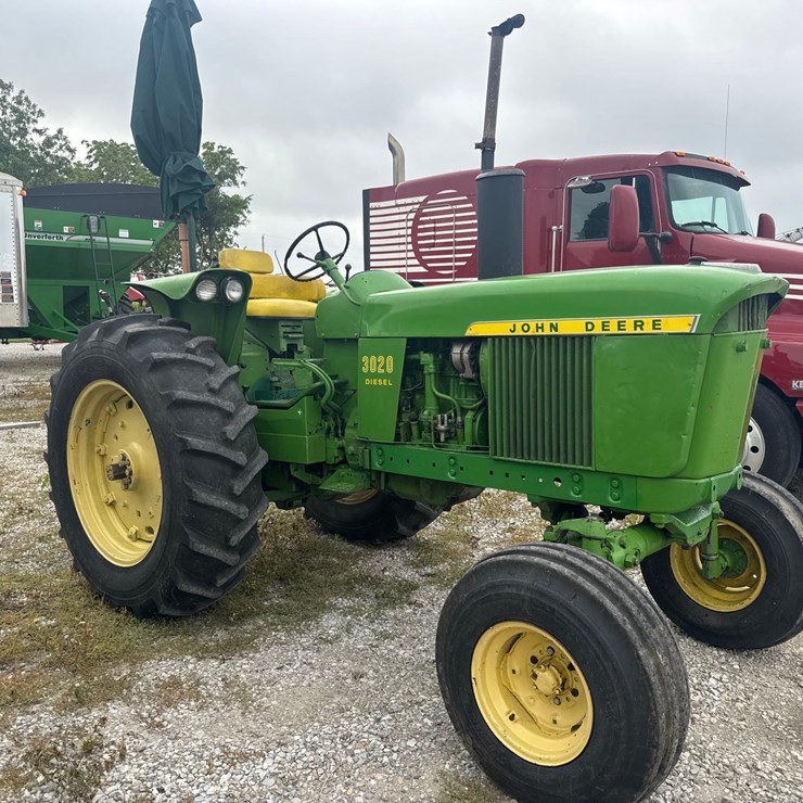 1969 JOHN DEERE 3020
