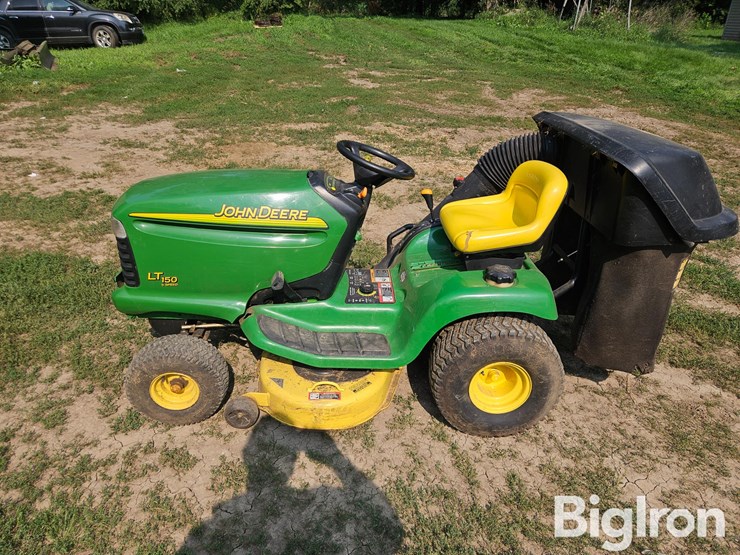 john-deere-lt150-image-8