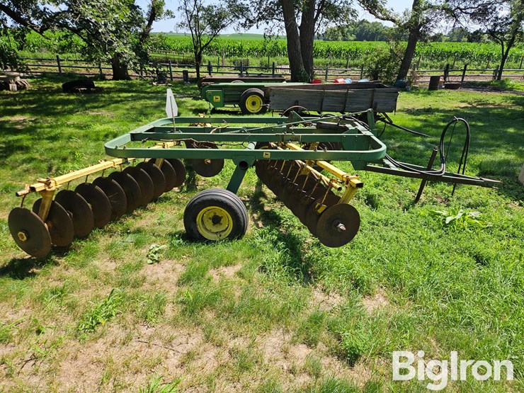 john-deere-110-image-4