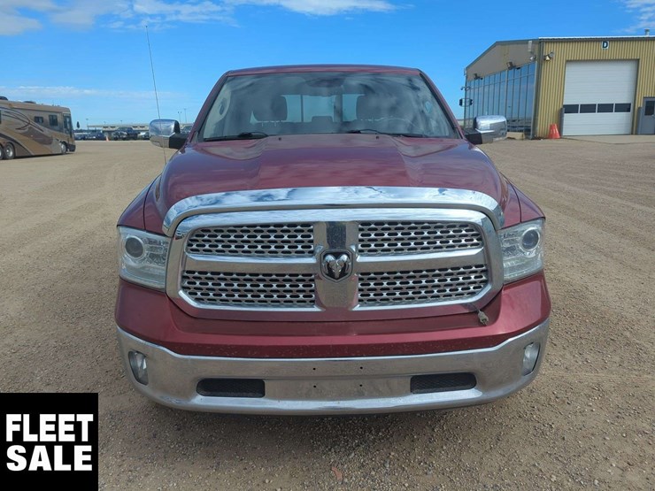 2013-ram-1500-laramie-image-21