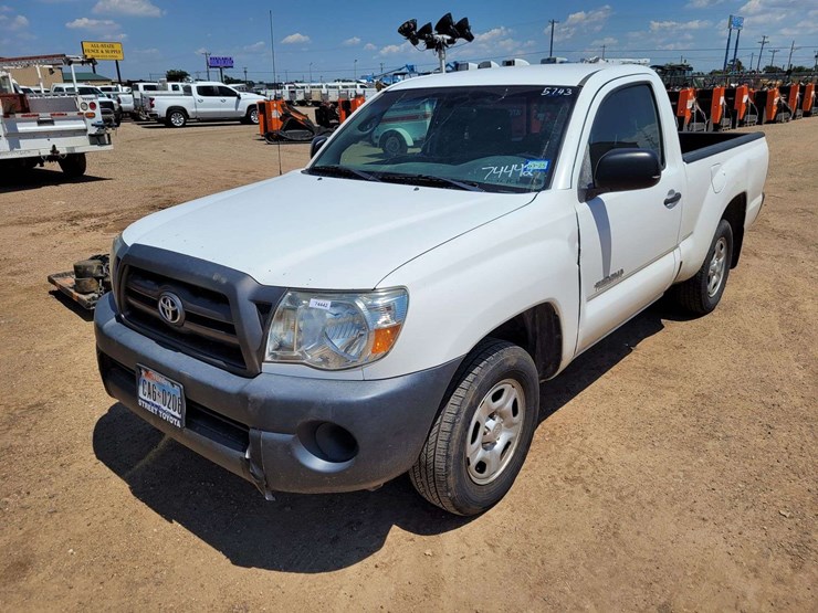 2009-toyota-tacoma-image-1