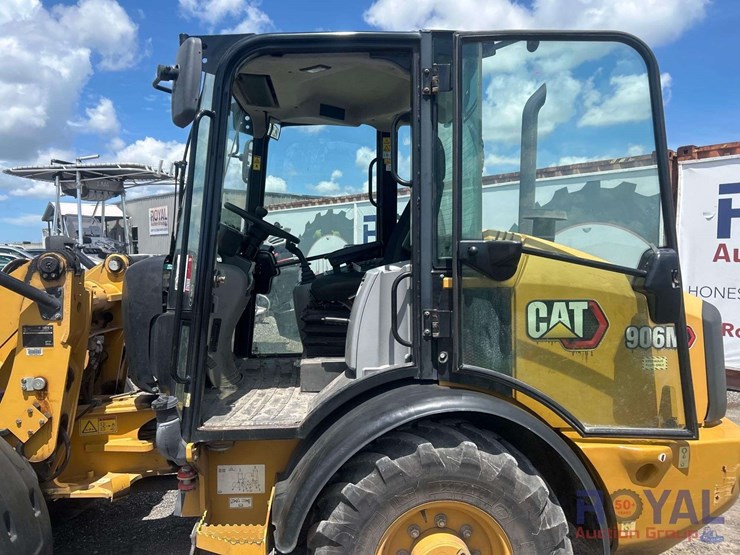 cat-loader-image-6