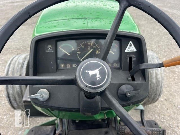 2001-john-deere-5320-image-27