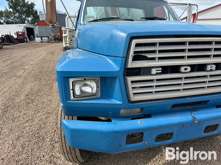 1982-ford-f700-image-18