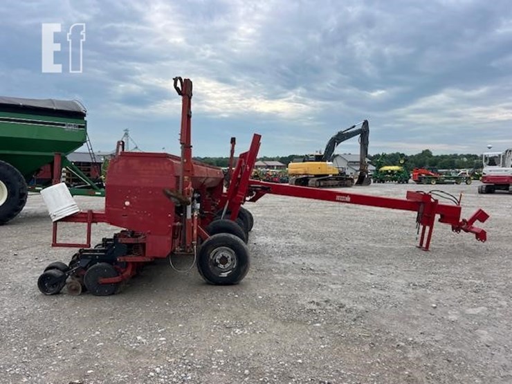 case-ih-5400-image-3