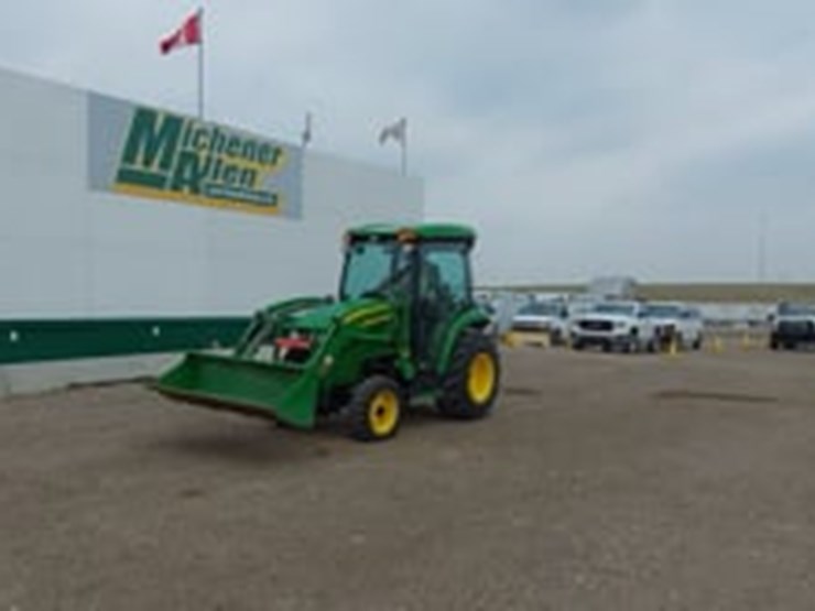 2011-john-deere-3520-image-17