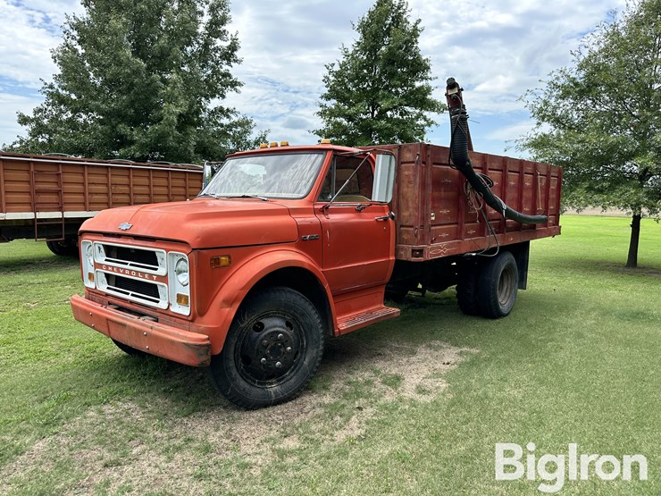 1969-chevrolet-c50-image-1