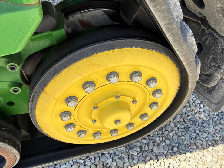 2020-john-deere-8rx-410-image-52
