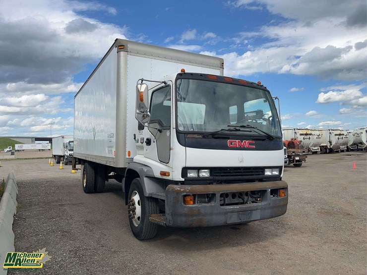 2005-gmc-t7500-image-4