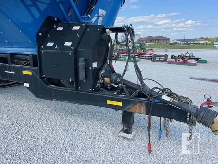 2023-kinze-1121-image-27