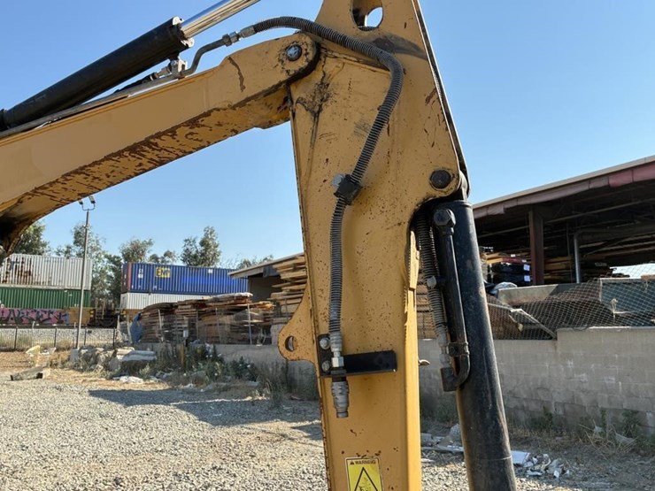 2014-caterpillar-304e-cr-image-7