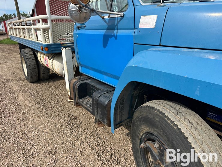 1982-ford-f700-image-20