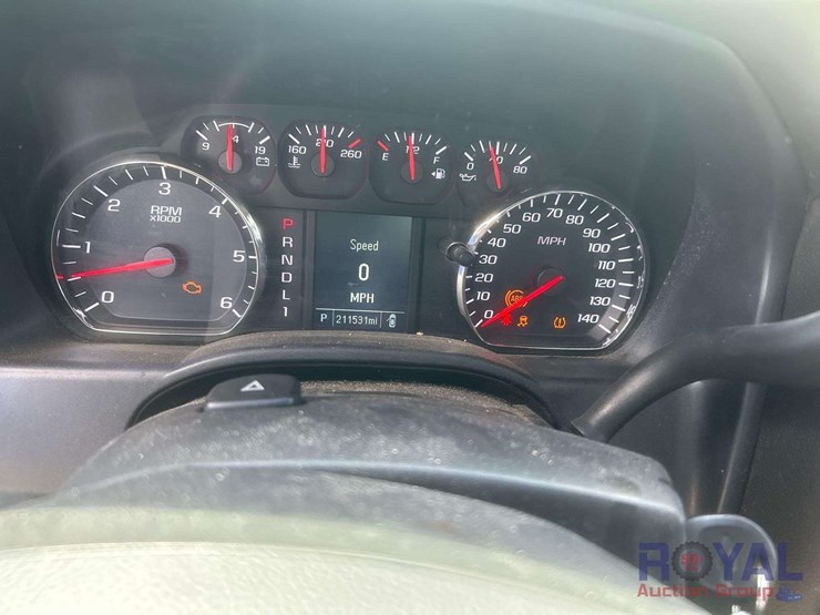 2019-chevrolet-silverado-image-12