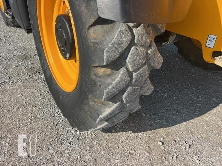2018-jcb-506-36-image-24
