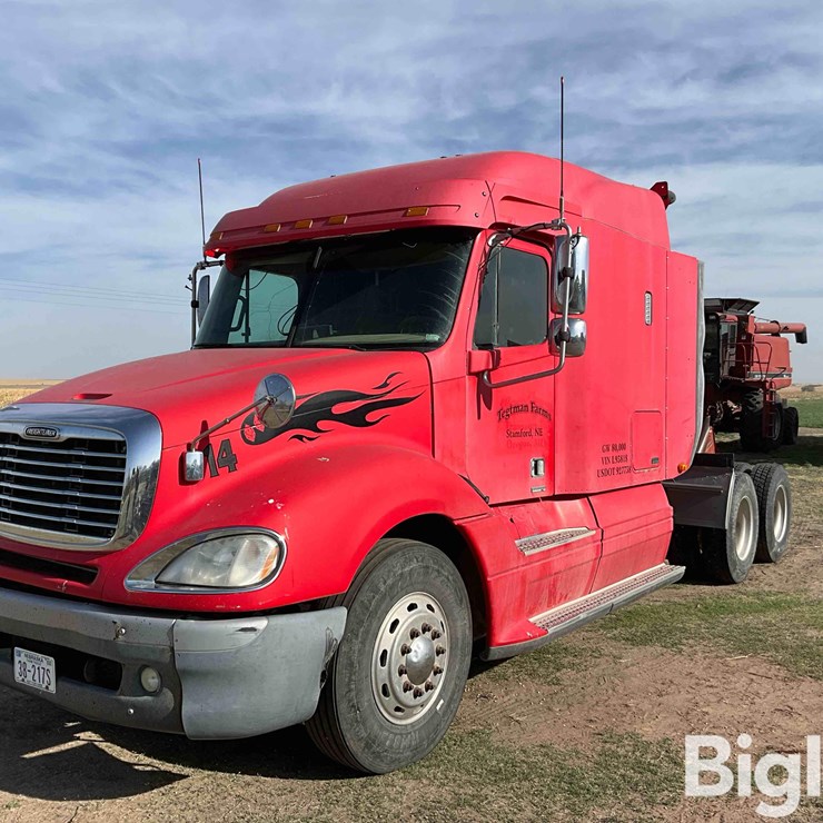 2003 FREIGHTLINER COLUMBIA 120