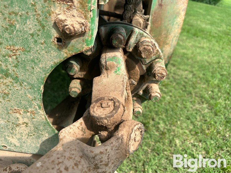 john-deere-224-image-10