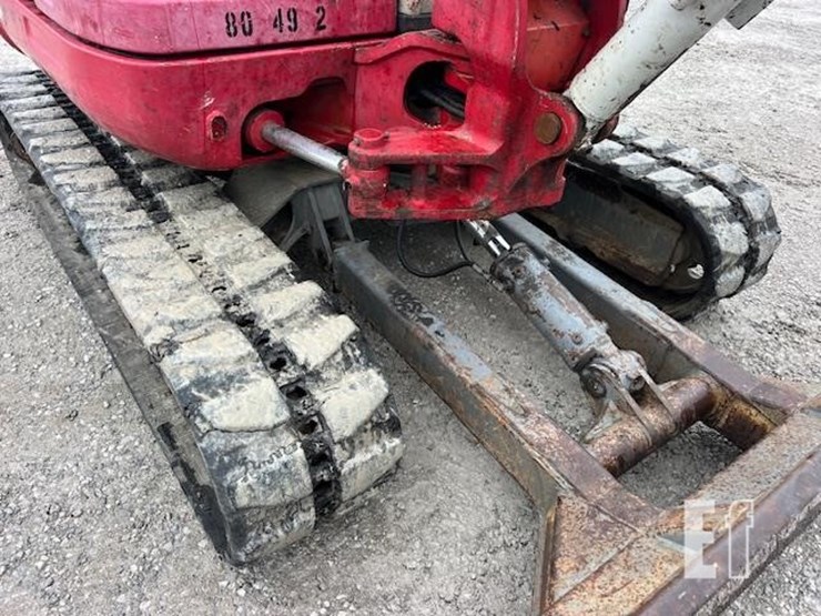 takeuchi-tb260-image-22