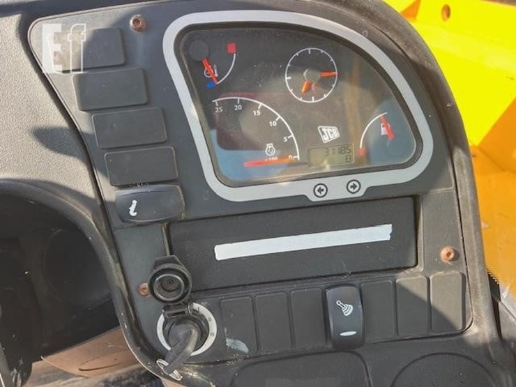 2018-jcb-506-36-image-33