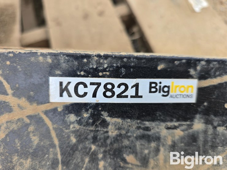 case-ih-l300-image-18