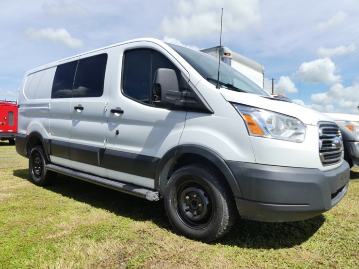 2018-ford-transit-image-2