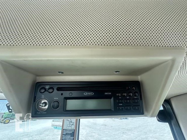 2009-john-deere-6430-image-24